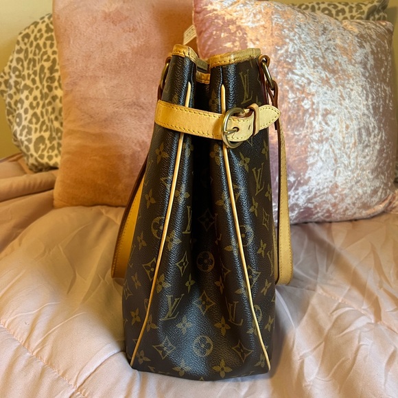 louis vuitton batignolles bag - Picture 3 of 12